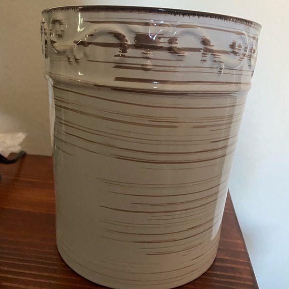 Pfaltzgraff Trellis White Scroll Design Utensil Crock Stoneware 7”H Cottagecore - Picture 5 of 12